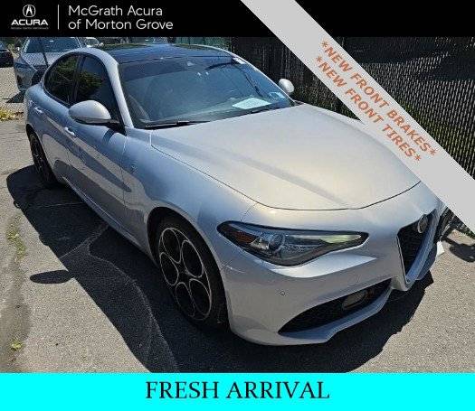 2022 Alfa Romeo Giulia Ti AWD photo