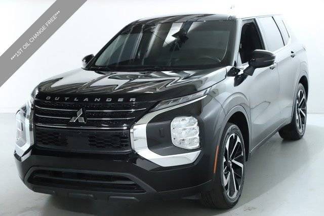 2022 Mitsubishi Outlander ES 4WD photo