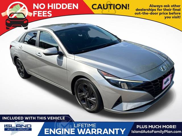 2022 Hyundai Elantra SEL FWD photo