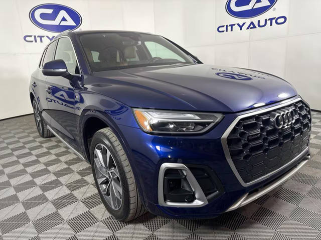 2022 Audi Q5 S line Premium Plus AWD photo