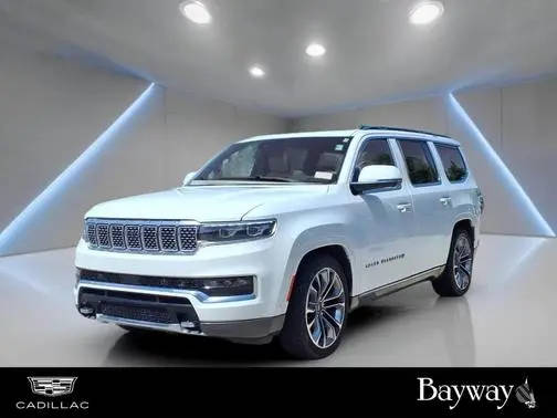 2022 Jeep Grand Wagoneer Series III 4WD photo