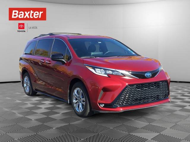 2022 Toyota Sienna XSE AWD photo