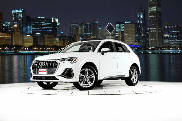 2022 Audi Q3 S line Premium Plus AWD photo