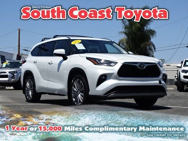 2022 Toyota Highlander Platinum AWD photo