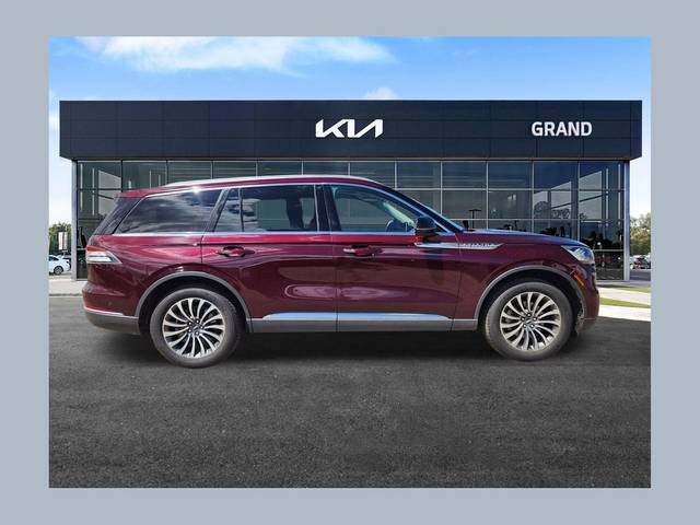 2022 Lincoln Aviator Reserve AWD photo