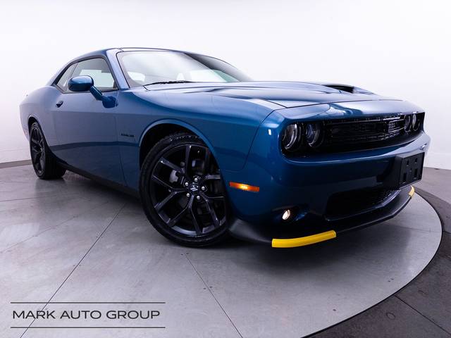 2021 Dodge Challenger R/T RWD photo