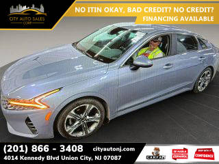 2022 Kia K5 LXS AWD photo