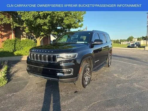 2022 Jeep Wagoneer Series III 4WD photo