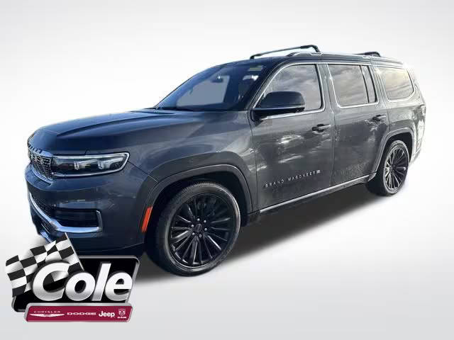 2022 Jeep Grand Wagoneer Series III 4WD photo
