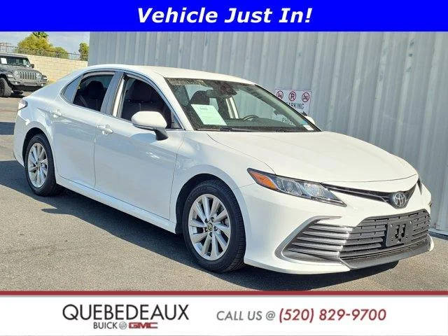 2022 Toyota Camry LE FWD photo