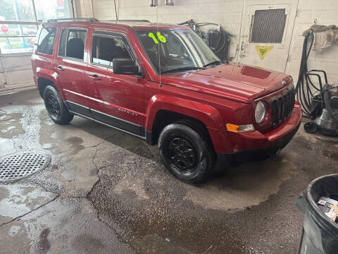 2016 Jeep Patriot Sport FWD photo