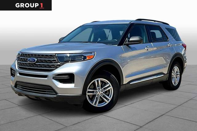 2022 Ford Explorer XLT 4WD photo