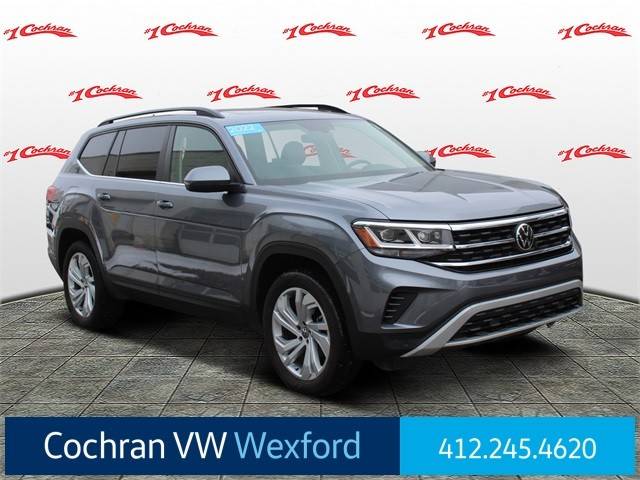 2022 Volkswagen Atlas 3.6L V6 SE w/Technology AWD photo