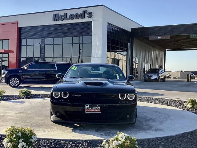 2021 Dodge Challenger R/T Scat Pack RWD photo