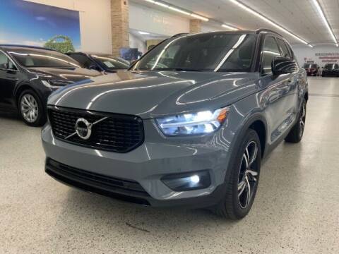 2020 Volvo XC40 R-Design AWD photo