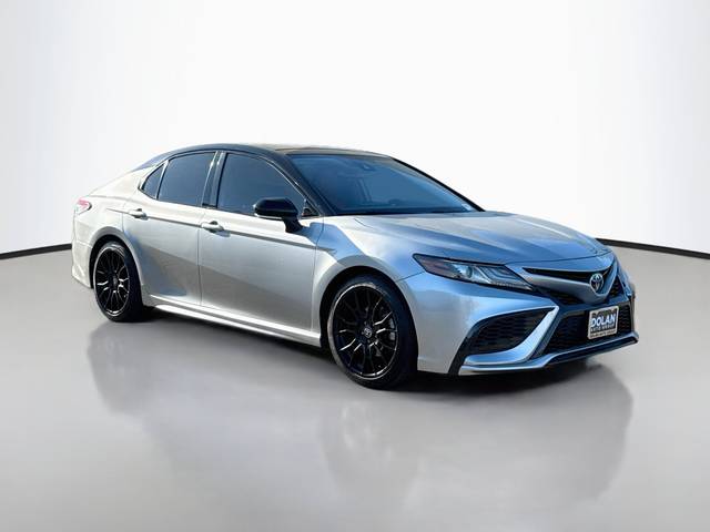 2022 Toyota Camry XSE FWD photo