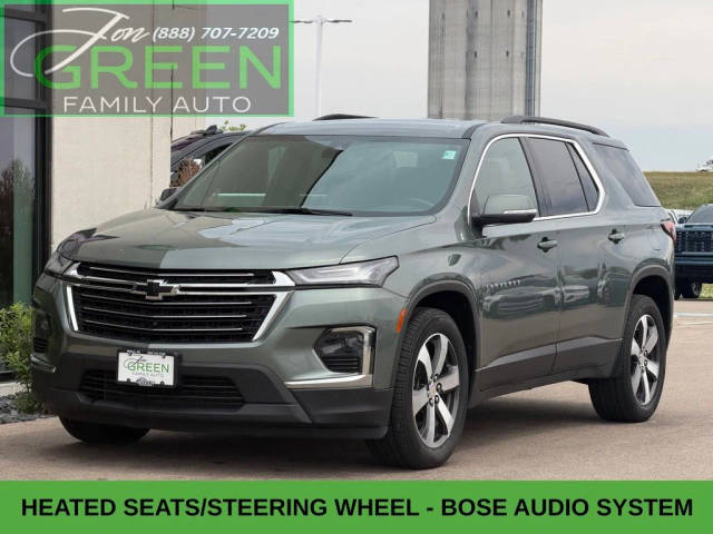 2022 Chevrolet Traverse LT Leather AWD photo
