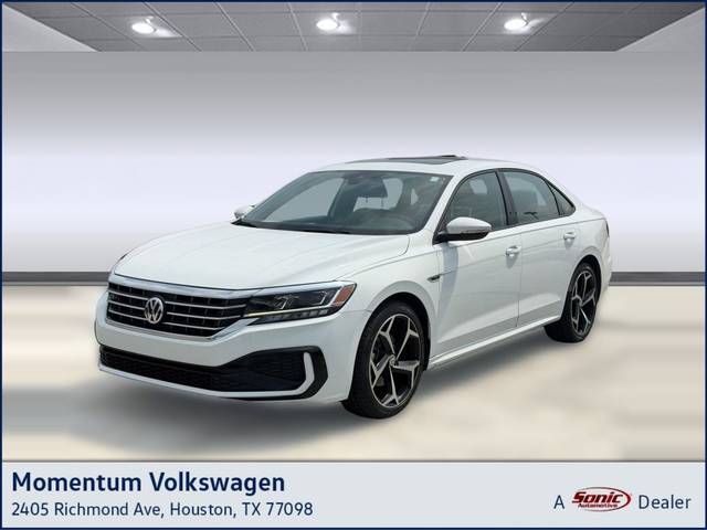 2022 Volkswagen Passat 2.0T R-Line FWD photo