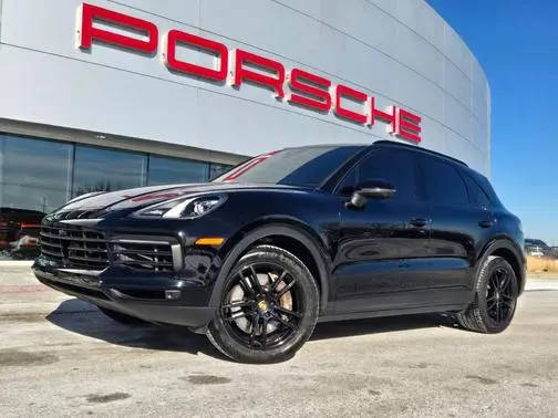 2022 Porsche Cayenne  AWD photo