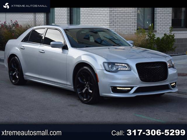 2021 Chrysler 300 Touring L RWD photo