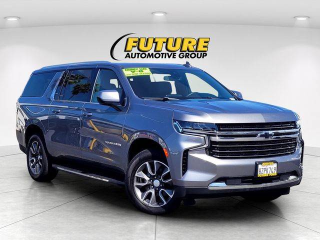 2021 Chevrolet Suburban LT 4WD photo