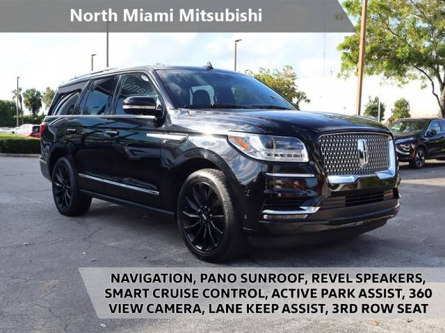 2021 Lincoln Navigator Reserve RWD photo