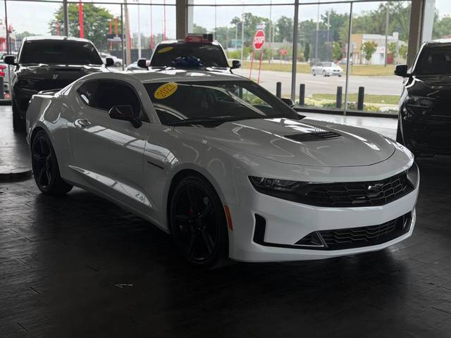 2022 Chevrolet Camaro LT1 RWD photo