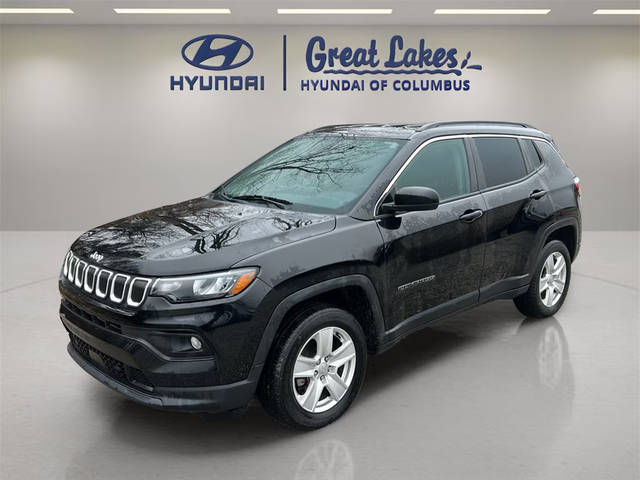 2022 Jeep Compass Latitude 4WD photo