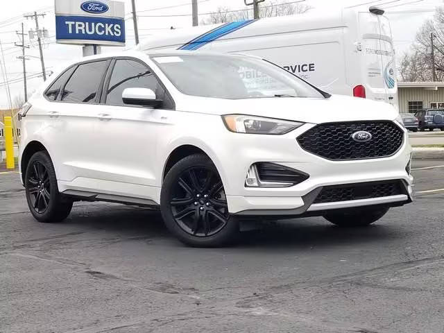 2022 Ford Edge ST-Line AWD photo