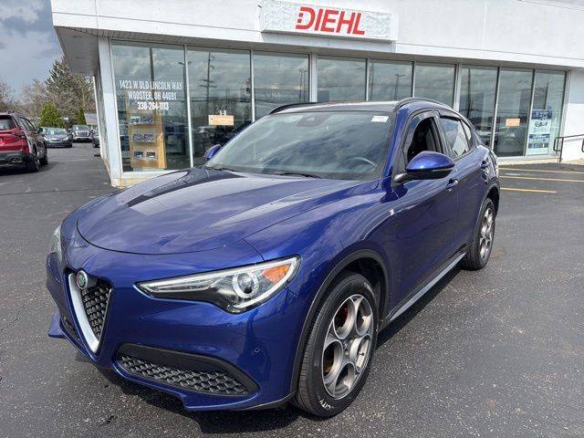 2022 Alfa Romeo Stelvio Ti AWD photo