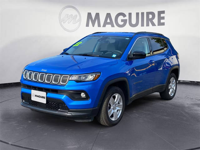 2022 Jeep Compass Latitude 4WD photo