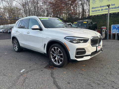 2022 BMW X5 xDrive40i AWD photo