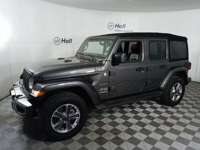 2022 Jeep Wrangler Unlimited Unlimited Sahara 4WD photo