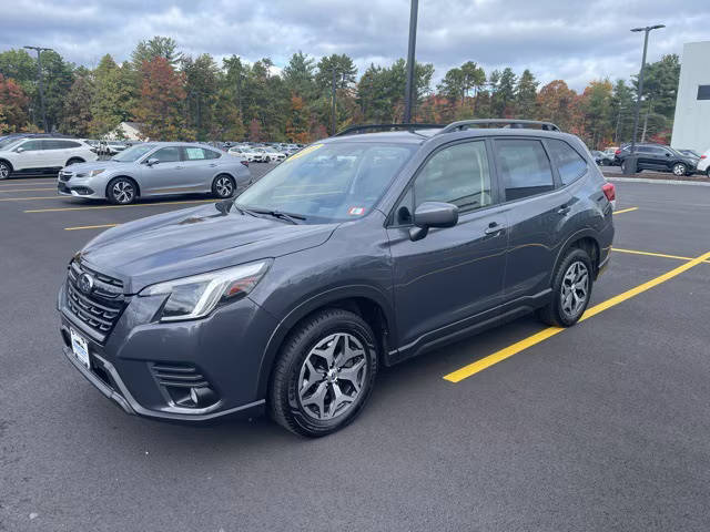 2022 Subaru Forester Premium AWD photo