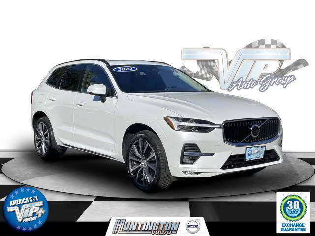 2022 Volvo XC60 Momentum AWD photo