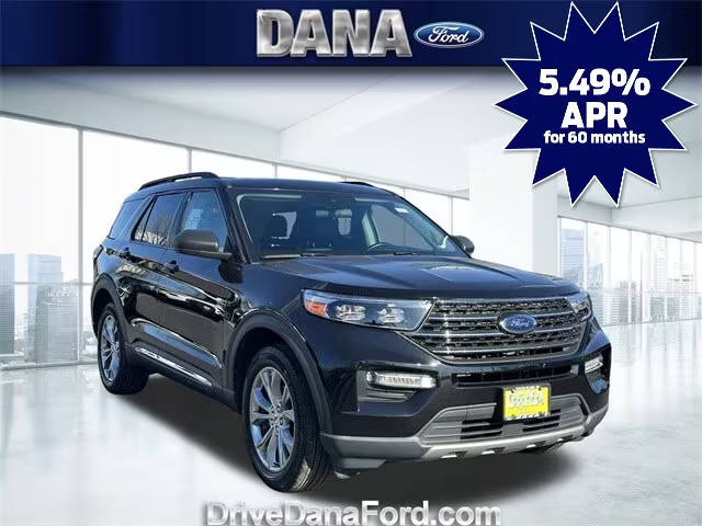 2022 Ford Explorer XLT 4WD photo