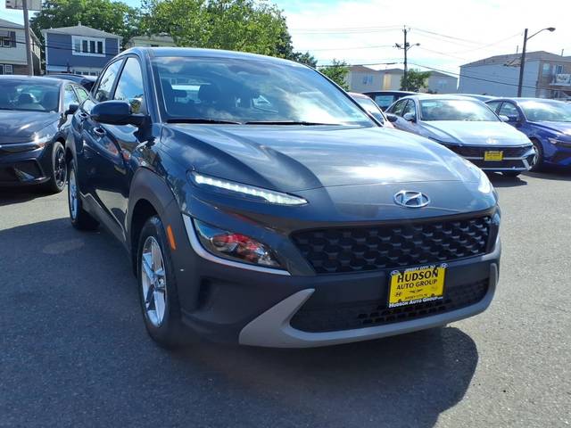 2022 Hyundai Kona SE AWD photo
