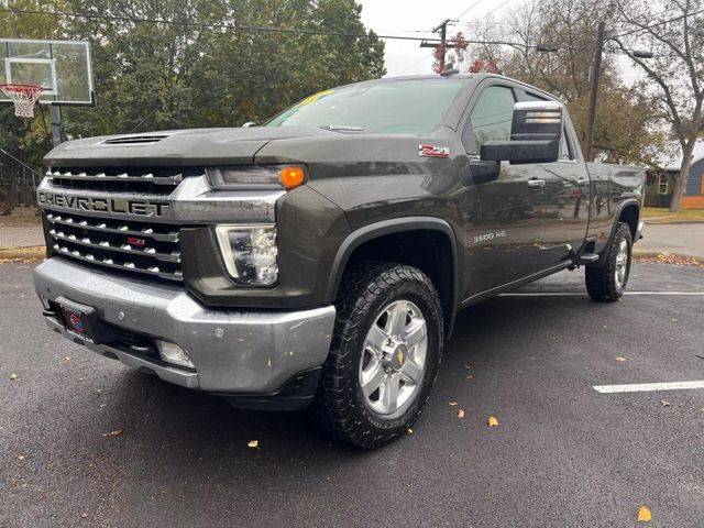 2022 Chevrolet Silverado 3500HD LTZ 4WD photo