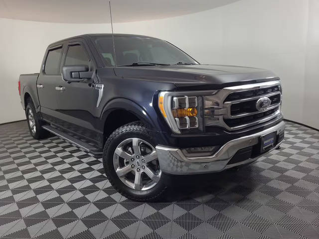 2022 Ford F-150 XLT 4WD photo