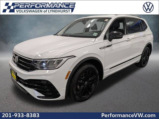 2022 Volkswagen Tiguan SE R-Line Black AWD photo