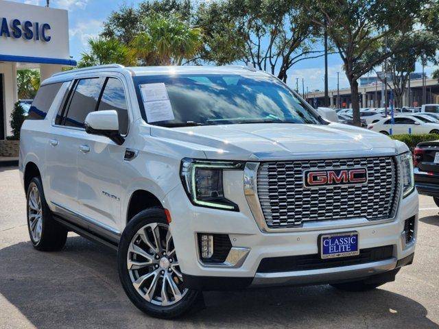 2022 GMC Yukon XL Denali RWD photo