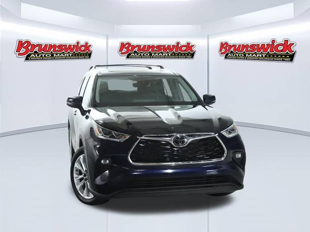 2022 Toyota Highlander Limited AWD photo