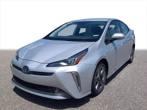 2022 Toyota Prius XLE FWD photo