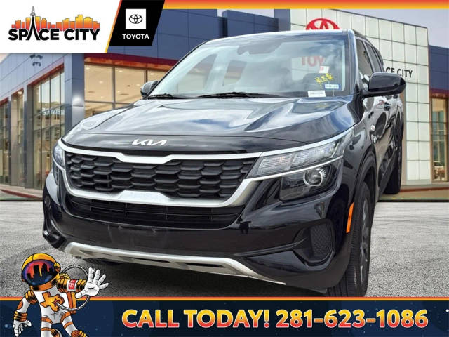 2022 Kia Seltos LX AWD photo