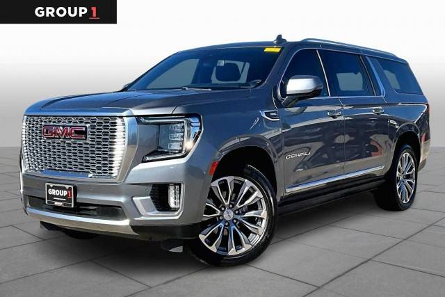 2022 GMC Yukon XL Denali RWD photo