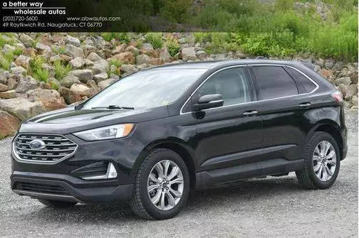 2019 Ford Edge Titanium FWD photo