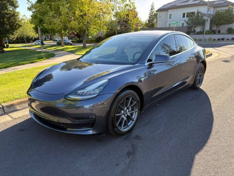 2018 Tesla Model 3 Long Range Battery AWD photo