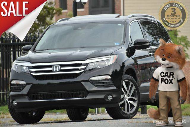 2016 Honda Pilot Touring AWD photo