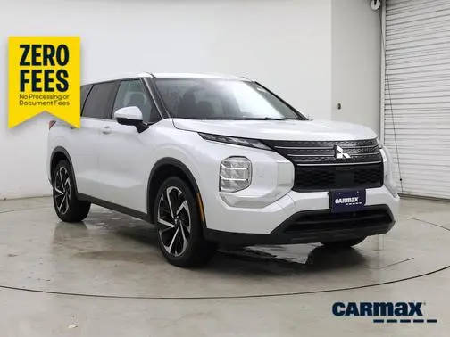2022 Mitsubishi Outlander ES 4WD photo