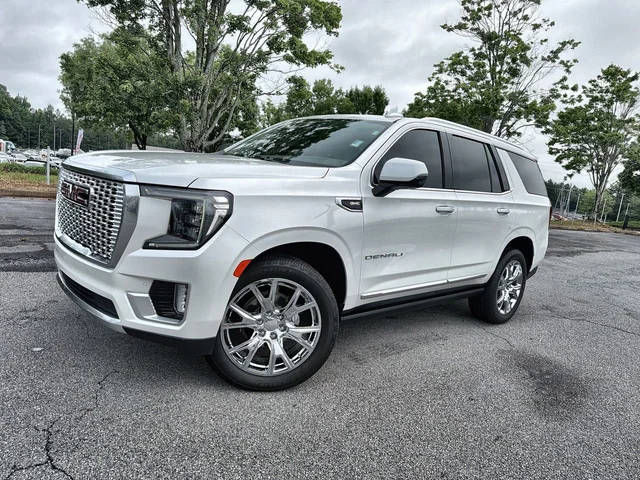 2022 GMC Yukon Denali RWD photo